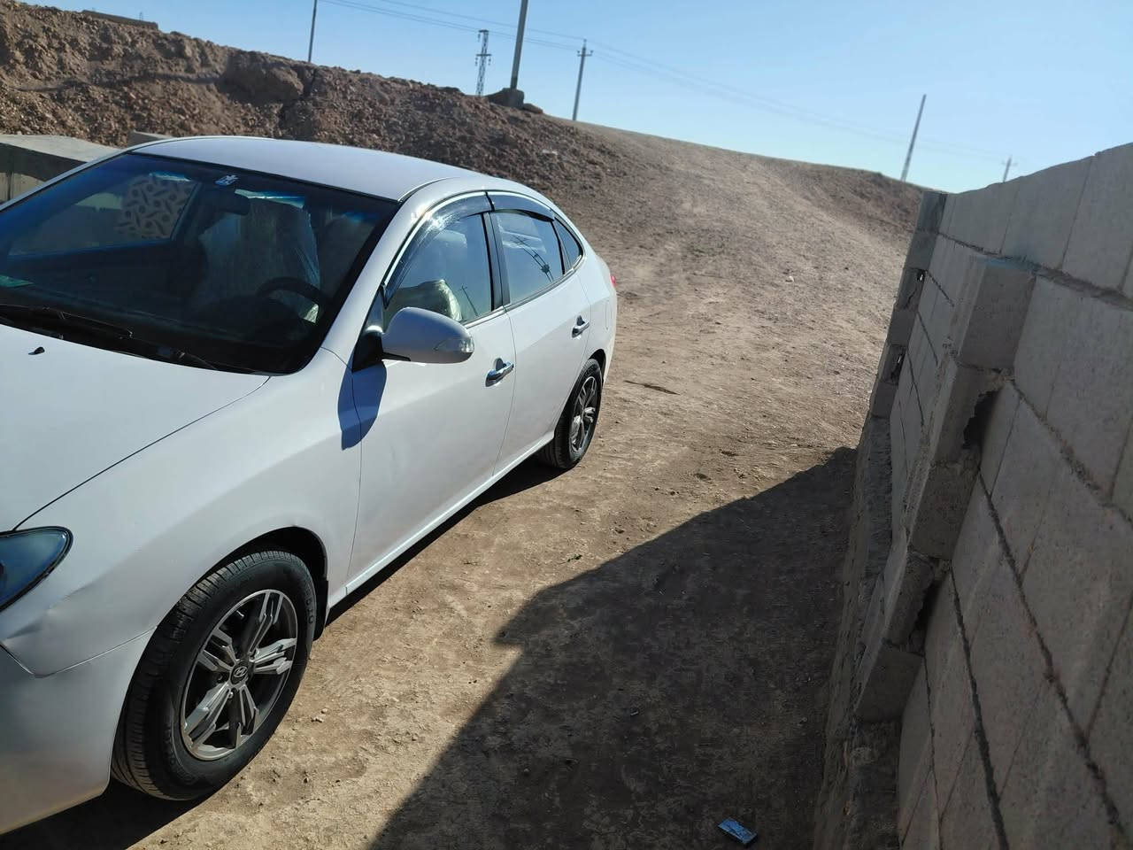 السلام عليكم ورحمة الله وبركاتة 
سياره الانترا موديل 11خليجي بدون فتحه  مكفوله  ***********
