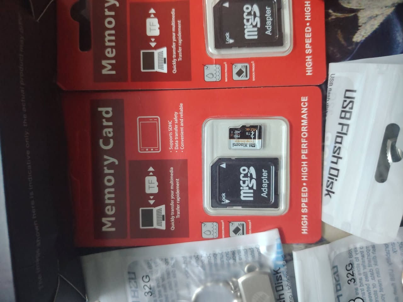 سلام عليكم اخوان عندي هاي شلعه تتكون من ماوسات عدد اثنين هارد خارجي واحد تيرا رام شاومي عدد اثنين اثنين تيرا فلاش اج بي وبعد هواي شغلات وسعر فلس ونص للاستفسار الاتصال على الرقم *********** توصيل موجود لجميع محافظات العراق
