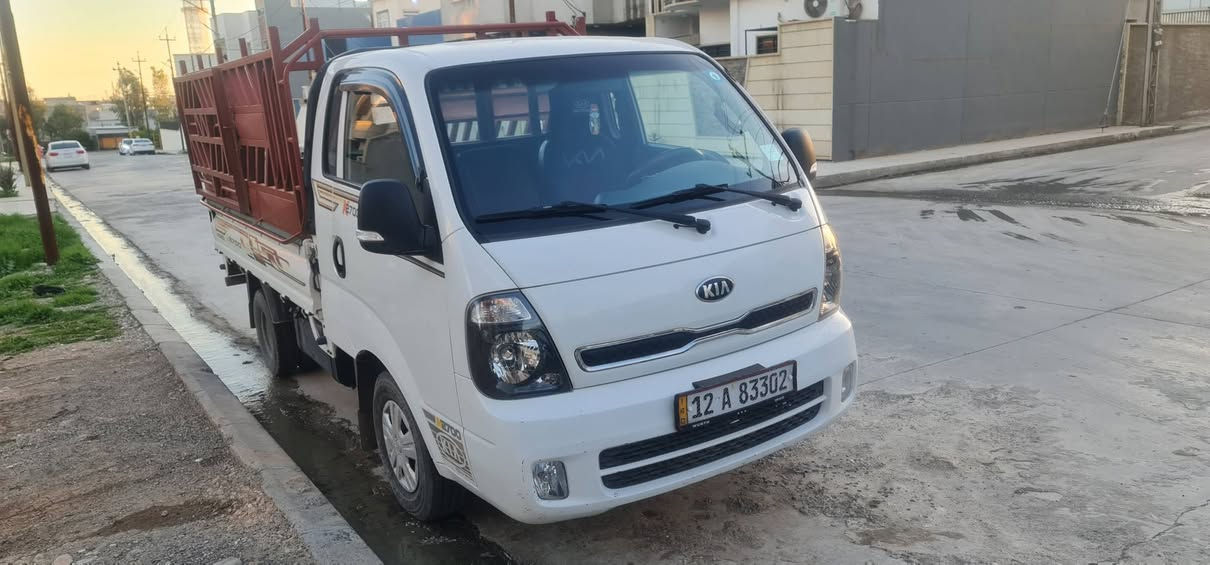 كيا حمل 2700
موديل 2020 جديدة 
سنوية بأسمي
كفالة عامة من الصبغ والضربة 
رقم اجنبي 
حصة كاز 
محرك معمر جديد 
للاستفسار
العنوان / الموصل
***********
***********
