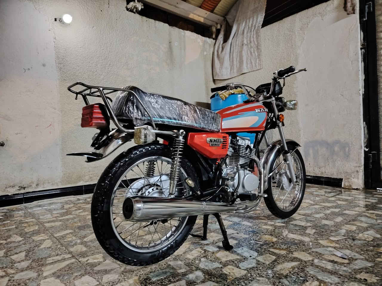 السلام عليكم دراجه نامه شلامجه رقم وسنويه موديل 2023دراجه جديده كفاله سعر مليونين شراي يتصل ***********مكاني بصره الأمن الداخلي
