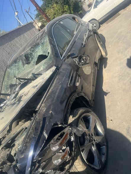 جنسس GV8 برستيج السياره بيهة حادث 6 سلندر السعر 200ورقة للتصال ***********
