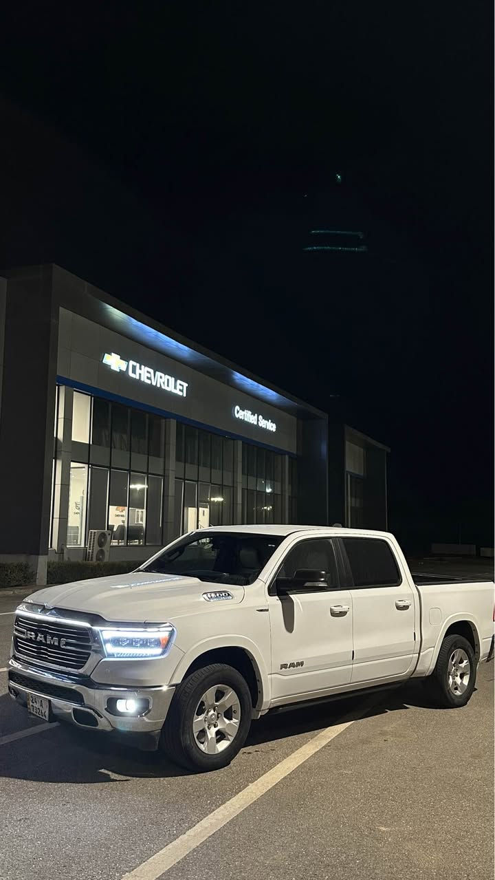 Dodge Ram 2021 
ماشية 76 مايل 
الضرر :1 جملغ  الخلفي 
4x4 دبل اكسل 
المواصفات Big Horn 
المحرك : ٦ سلندر 
كشن جلد 
شاصى قصير باب طويل 
***********
Duhok 
السعر 260$ 
و مجال أربيل, العراق
