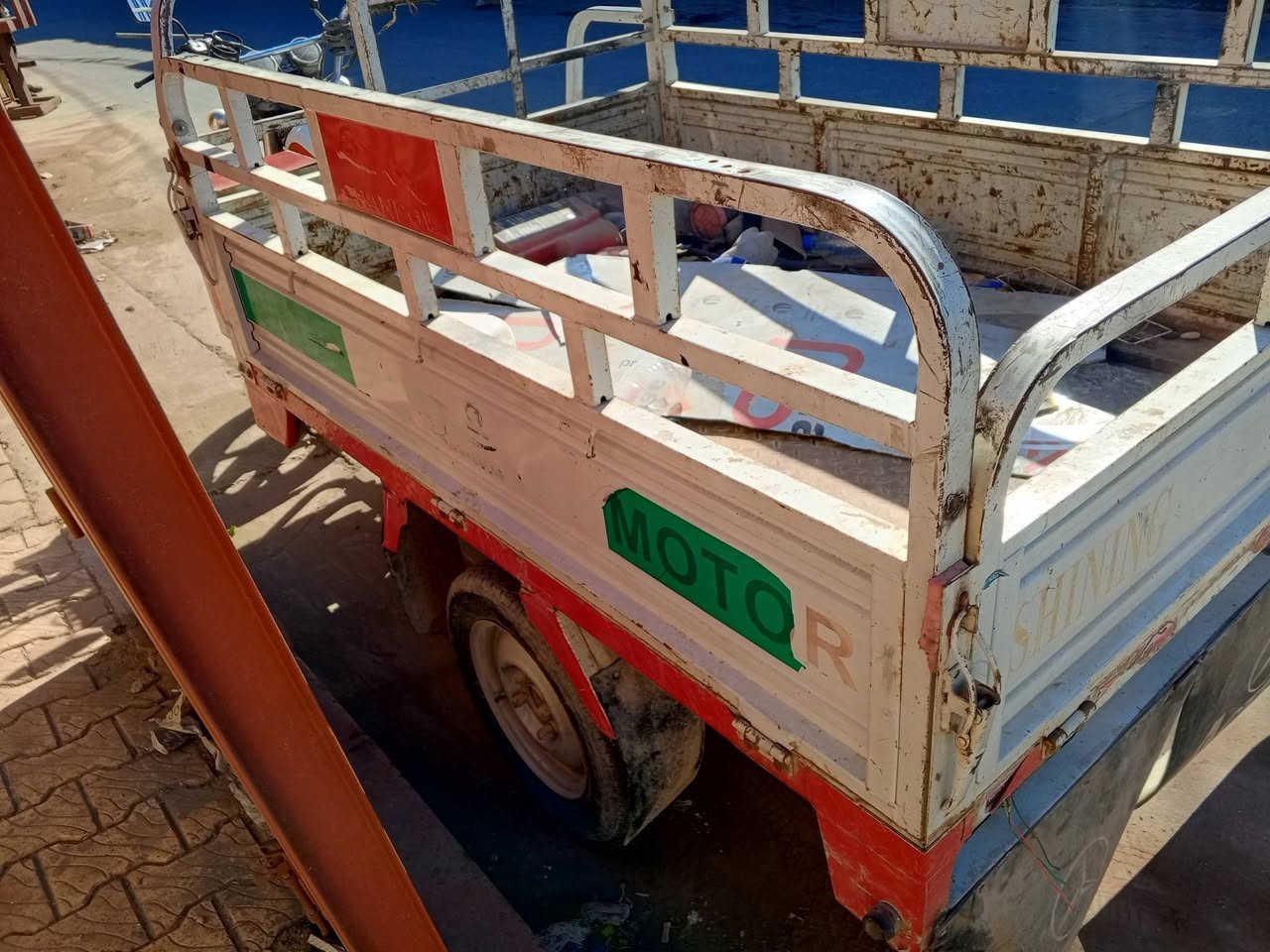 سلام عليكم شباب ستوته موديل 22 بيه سنويه  واهاي صوره كدامكم اني مكلف بل نشر سعرها 2200 رقم صاحب الدراجه ***********
