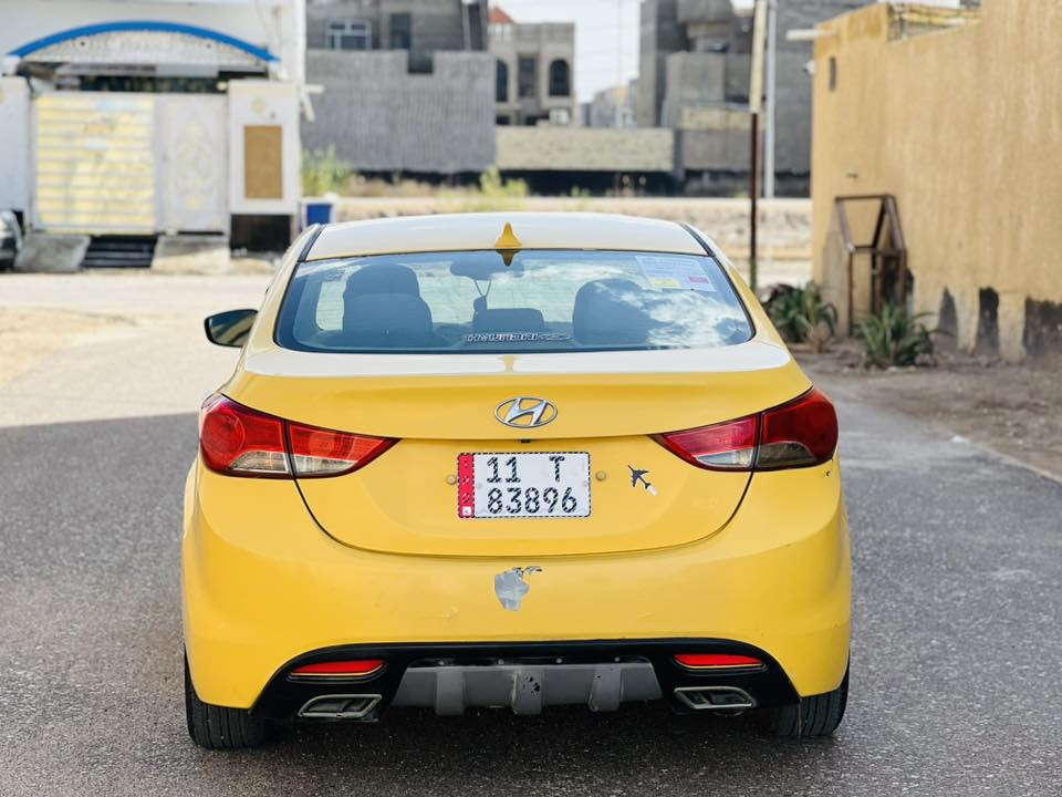 سلام عليكم بيع سريع النترا 2012 كير ومحرك وحداديه كفاله تخم تاير جديد مال جناي جاهزه الاخير  مكينه2000دوش 
السعر93وبيها مجال 
الاتصال***********
مامتواجد بلخاص 👆👆
مواصفات السياره 
شاشه 
تحكم استرين 
كامره 
نضام ايكو
اشاير بلمري
