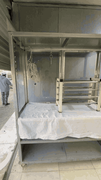 السلام عليكم 
غراض مطعم للبيع 
شوايه دجاج 6 شيش استخدام لو 3 ايام لو 4 
حمايه تمن 4 بلانك 
منقله شوي كباب وغيرها 
عارضه مترين للحوم وغيرها 
العنوان بغداد الامين الثانيه قرب اعداديه الجمهوريه 
***********
