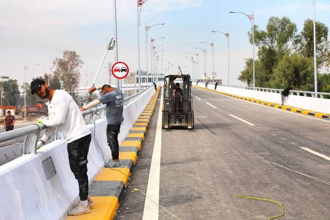 السلام عليكم 
مستعدين لتنفيذ أعمال الطرق صبغ ألارصفه و
رصف المقرنص و صب البلاند و الجدار الساند.
أعمالنا المنجزه في أغلب المحافظات مجسرات و مجمعات سكنيه و طرق رئيسيه . كوادر تغطي أكبر المواقع . 
*********** / ***********
