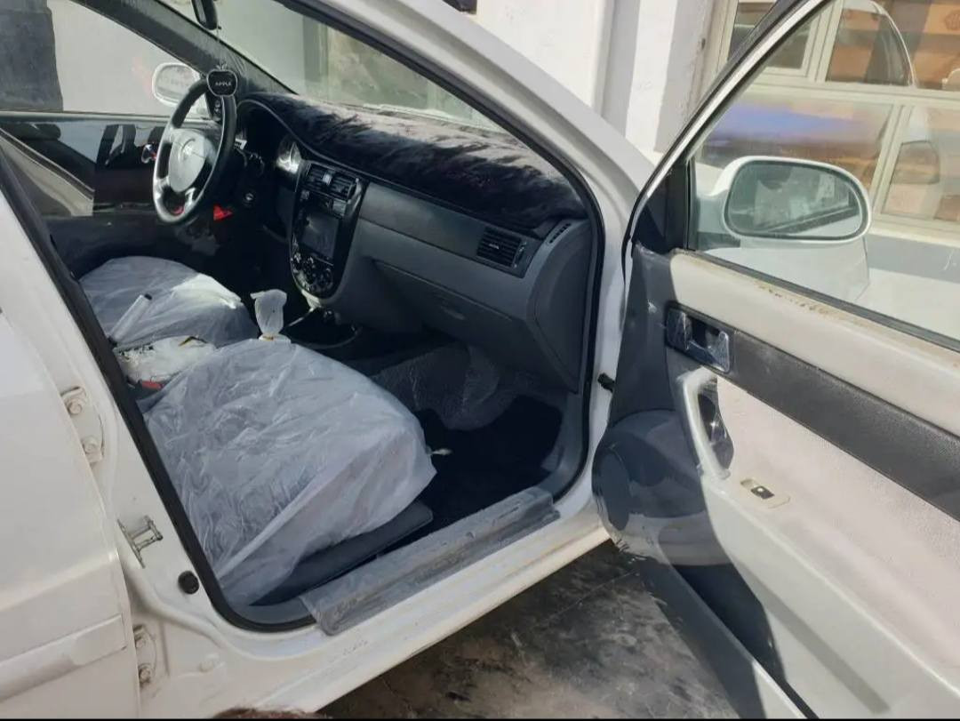 Optra 2008
گێرئۆتۆماتیک گێر مەکینە تەبرید کارەبای بەشەرت
چوار تایەی تایەی تازەی لەژێرە 
سەنەوی و ڕەقەم تازەیە تاکو 2030
بەناوی خۆمانەوەیە تحویل غرامە بڕاوە بەشەرت
سەیارەیەکی زۆر جوان و ڕێک و پێک یەک پارچەی بۆیاخە بێ لێدران
تقدیم کۆبۆنی بەنزینی بۆکراوە
سعری 78 و مەجال شوین کەرکوک ژمارە مۆبایل 
***********
