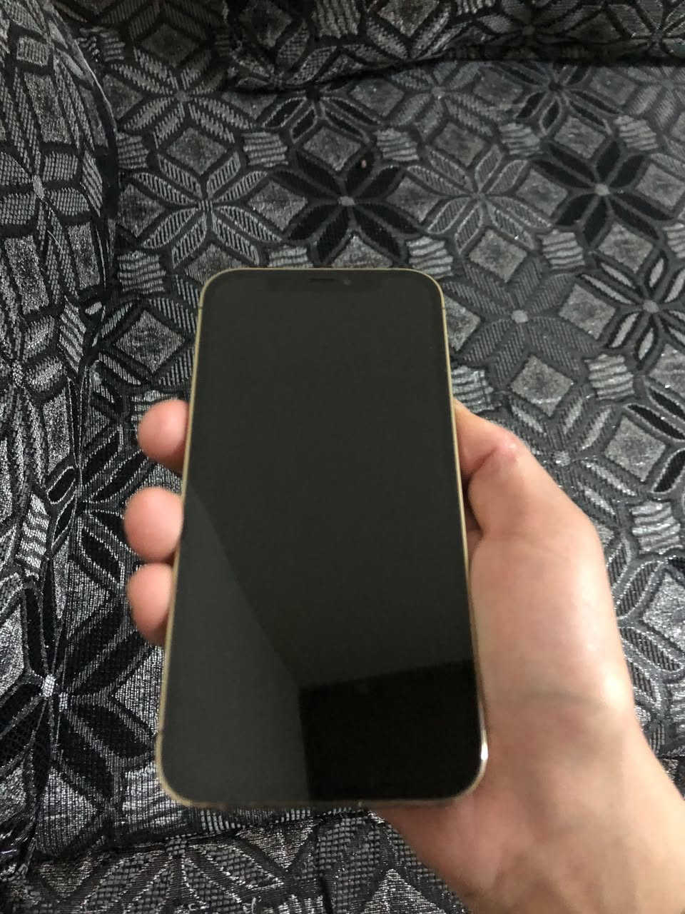 12 pro
مبدل شاشه ٣  خيارات وفيس ايدي شغال 
ذاكرة ١٢٨
بطارية ٧٩
جهاز نظافته 90/100
مراوس او بيع 285 وبي مجال


**إذا كنت صاحب هذا الإعلان وتريد حذفه لأي سبب، رجاءا أرسل رسالة إلى الدعم الفني**