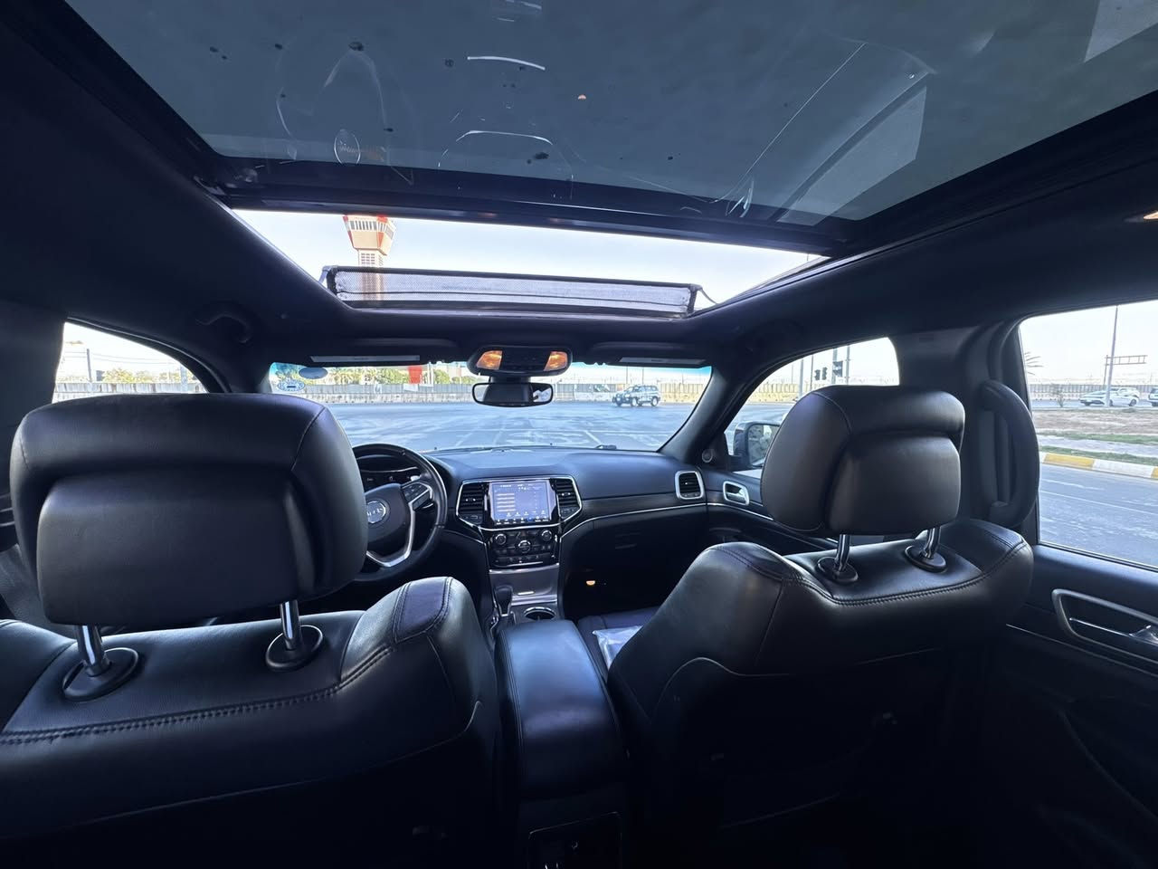 جيب گراند لمتيد Limited RT  (2021)❤️🔥
فول مواصفات 💯

🔑 بصمة تشغيل

📡 تشغيل عن بعد

🌤️ فتحة سقف

🖥️ شاشة كبيرة

🪑 مقاعد جلد

📦 جنطة كهربائية

⚙️ كراسي كهرباء

🛑 رادار أمامي

📍 رادار جانبي

♨️ تدفئة تبريد كشنات

📡 حساسات أمامية وخلفية

💡 لايت LED

🏁 نظام سبورت

⛔ إطفاء ذاتي

🛡️ مانع انزلاق

🌱 نظام إيكو

🛞 ويل كب

❄️ قطعتين تبريد

📊 ماشية 49 ألف

📄 وارد أمريكي🇺🇸 (صور الحادث مرفقة)

🚪 حادث جاملق خلفي وبابتين  

🔢 رقم أربيل تحويل مباشر

📮 السـعـر ✅  238 بي مجال 

مكان تواجد السيارة: بغداد / السيديه

للاستفسار 
***********
