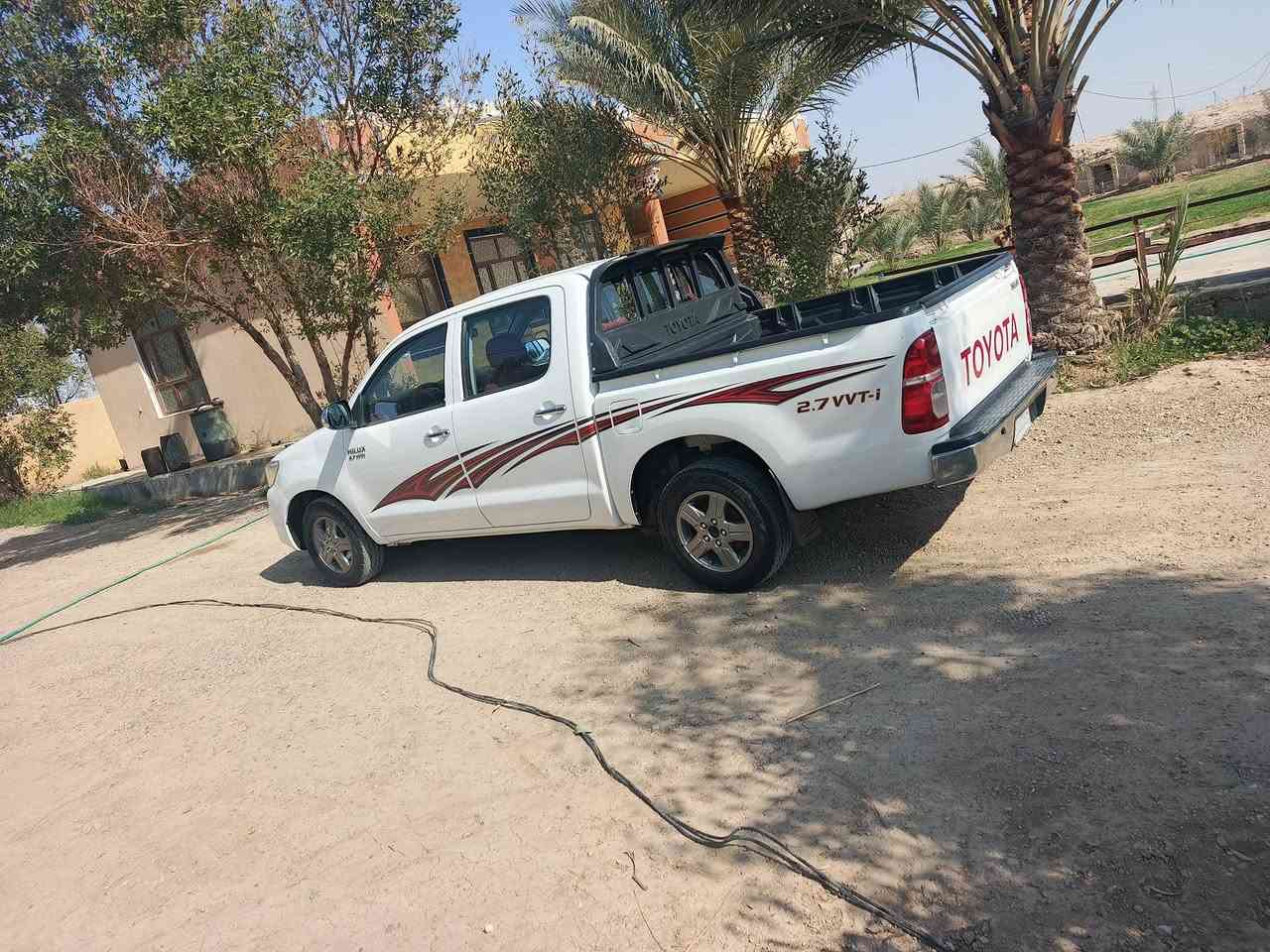 سلام عليكم تويوتا هايلوكس 
موديل 2014
شاصي 19
رقم ديالى 
للاستفسار الاتصال على الرقم التالي ***********
