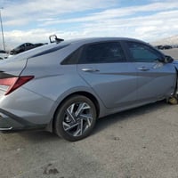 هونداي النترا مديل//2025 ماشية ( ١٧  ) الحادث مثل ماموضح بصور  سيارة ق...