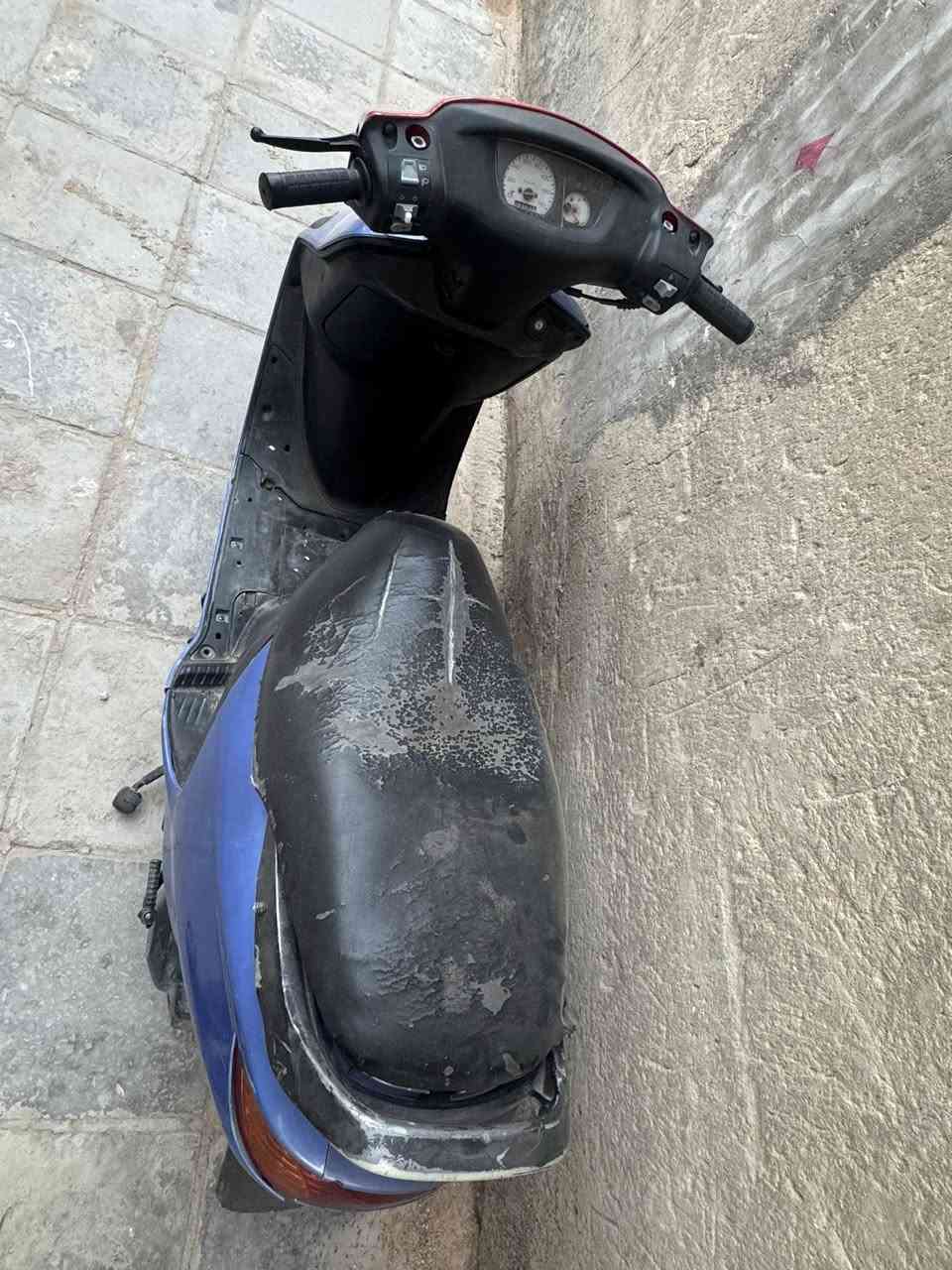 السلام عليكم للبيع فراشة ٤٥٠ بيها المجال بدون تبخير بس صوت صالنه شويه  ❤️
*********** تواصل واتساب
