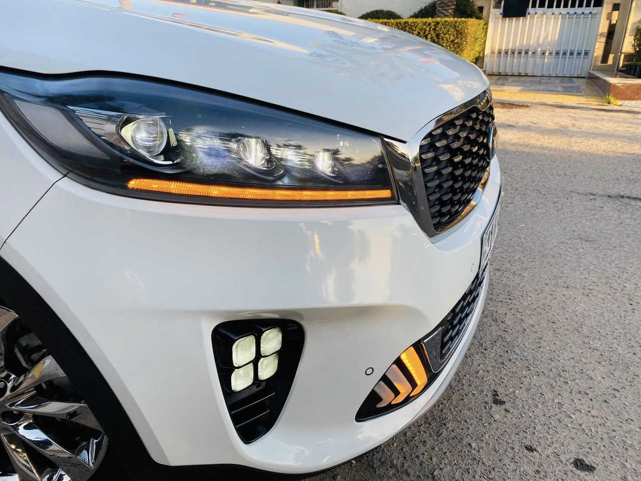 السلام عليكم
كيا سورنتو 2020
خليجي كويتي 
ضمان الشركه الدوليه
فووووول مواصفات 
كامرات محيطيه
مكفوله كفاله عامه 
ضربه صبغ تبديل بارد 
ماشيه 68
رقم بغداد بأسمي
السعر 285
***********
