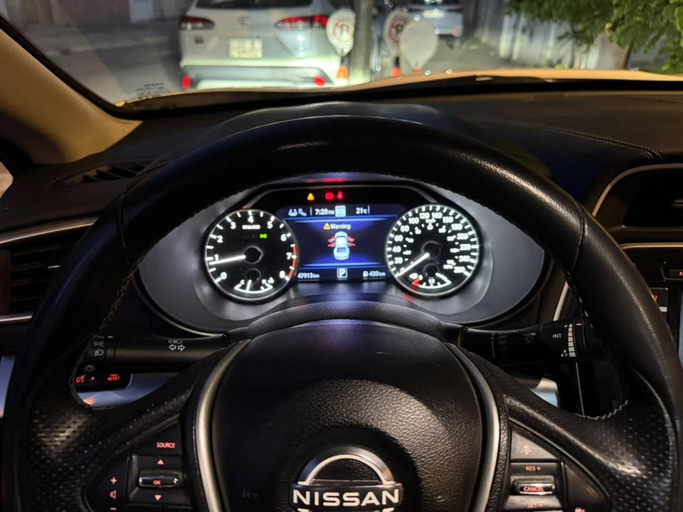 نيسان ماكزيما موديل 23 فئة SL
رقم سليمانية ماشية 49

وارد كندي

رقم الشاصي

1N4AA6DV1PC509961

بنيد صبغ فقط

بدون دواخل

ايرباك ستيرن راجع شرط الفحص

بدون اي نقص

مكان السياره بغداد الكاظمية

***********
