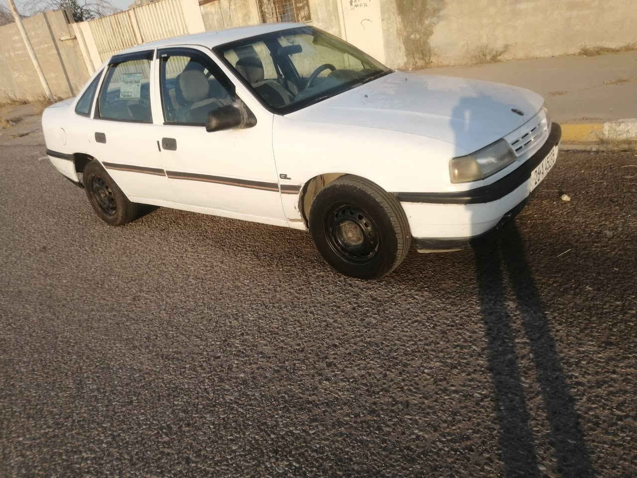 اوبل فكتره للبيع موديل 92سنويه مشروع وطني لحد 2030 بيع دفتر بانزين محرك 16قايش عريض ستيرن باور اربع تايرات جديد كهربائياته كله شغال مكان كركوك السعر 33بيه مجال ***********

