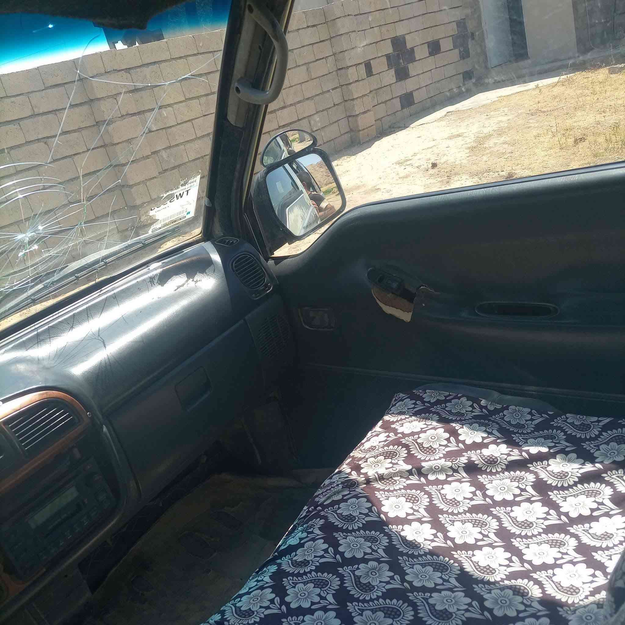 مكلف بل نشر سيارة للبيع هونداي *********** الاتصال على الرقم الفيس غير متواجد
