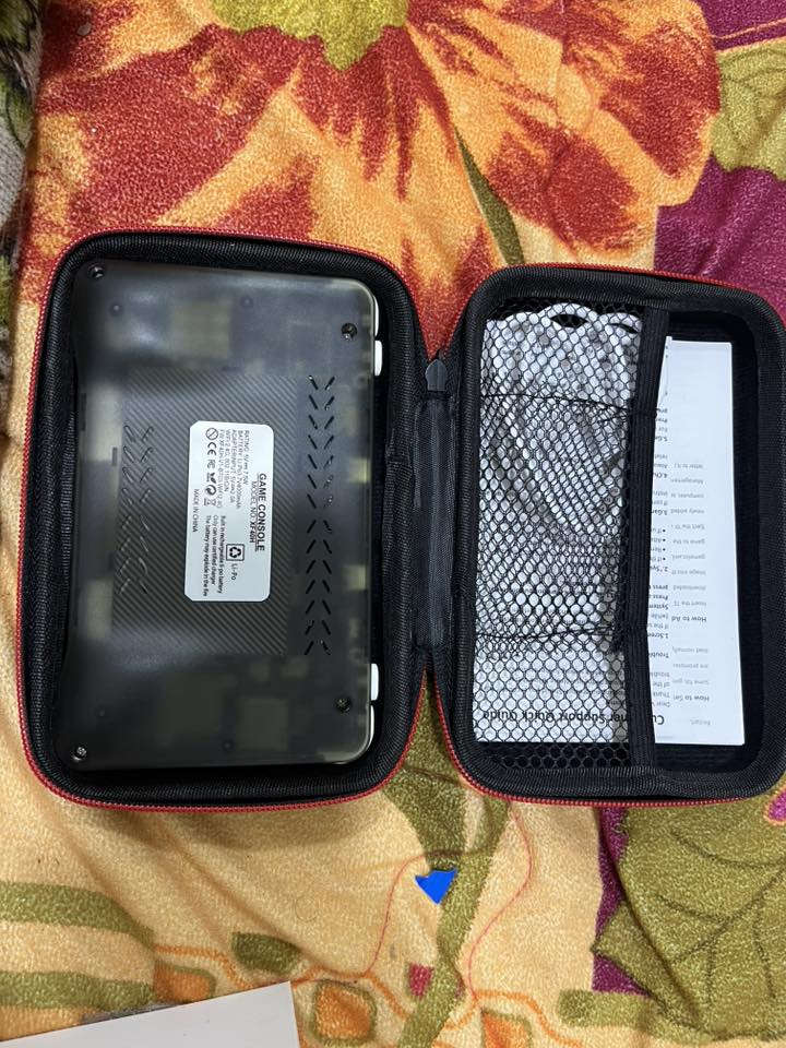 السلام عليكم
جهاز يشغل جميع العاب الكلاسيكيه من العاب   السيكا و بلي وان و بي اس بي يشغل جيتي اي و كود اوف وير نسخه البي اس بي 
و هواي العاب قديمه 
جديد و شغال 
بي رام 64 كيكا 

السعر 40 الف 
مكاني البصره القبله حي القضاة
للتواصل ***********
