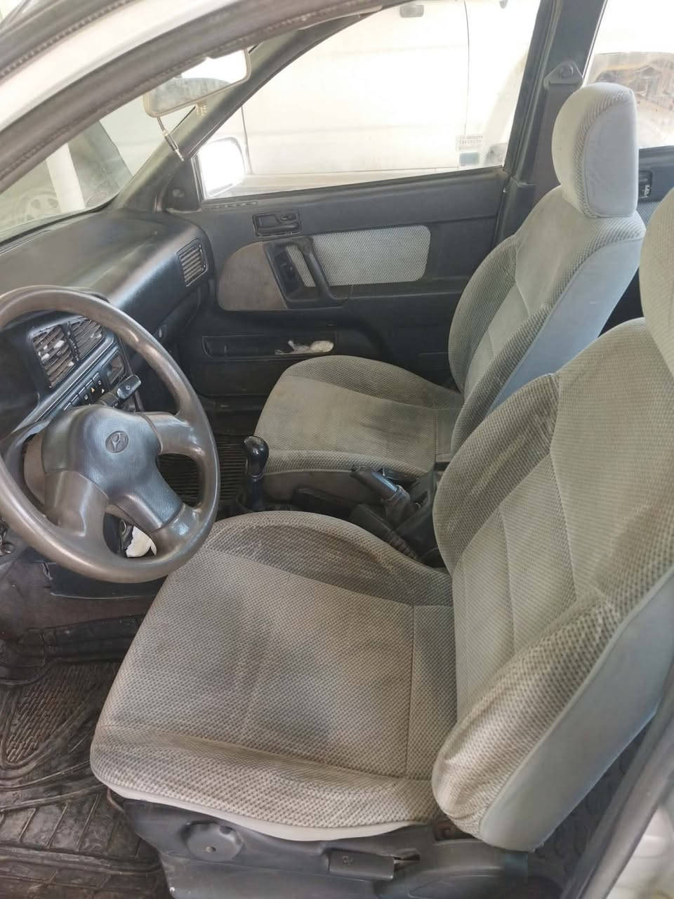 سەیـەرەکە ماڵی دۆستە یەک دینار مەسرەفی تیا نەماوە سەقفـی شوشە نەبێ نەتەوێ
سەنەوی هایە 
تـایەو ویـلی لۆکککک🛞🛞. 
ناو دەرەوەی لۆکە ماشاللە 
سەیارەکە ساقە
ئیتر بە کورتیەکەی مەسرەفی دینارێ نیە
نرخ:20
لە کەلارم 
بەشەرتی گێڕ و مەکینە
***********
واتس ئاپی لەسەرە
