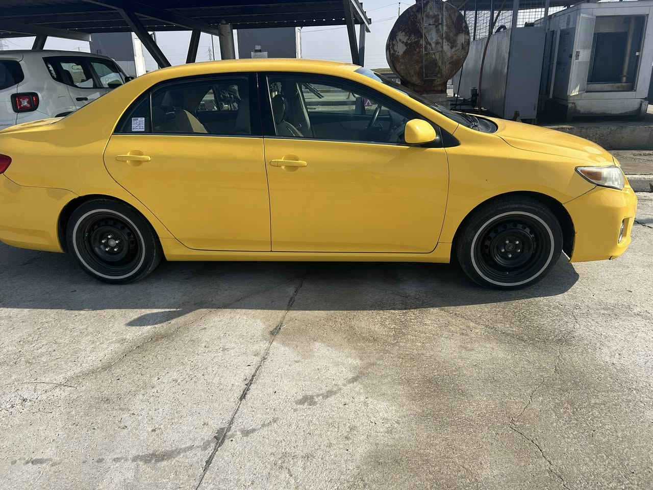 سلام عليكم كورلا موديل 2013 رقم بغداد  رقم جديد سنويه له 2030 ينتهي بطاقه بنزين محرك جديد مبدل مال 19  حادث جملخ سكن مبدل  سعره 117 شراي يتصل مكاني كركوك ***********
