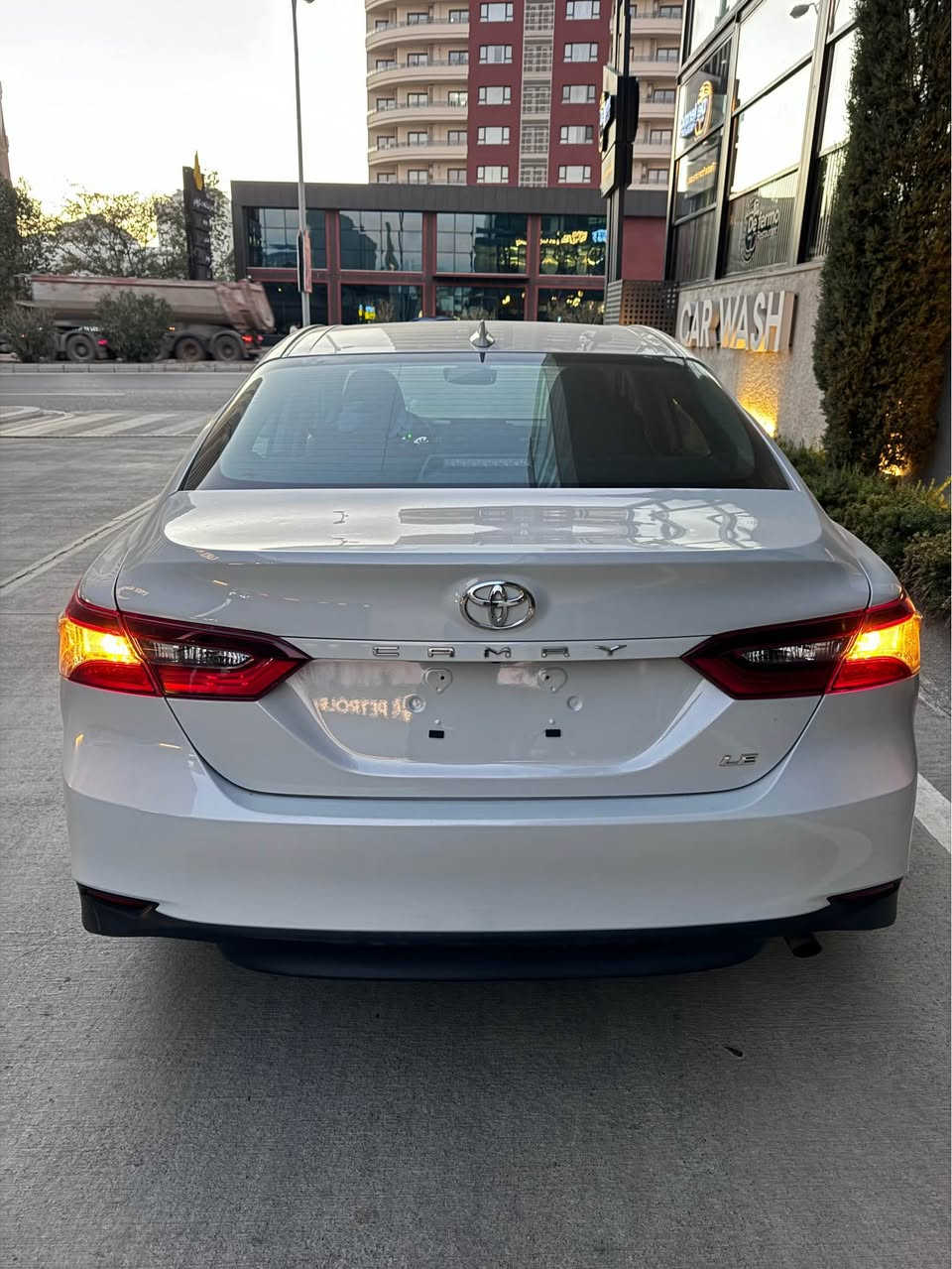 کامری 2024 LE  
رەنگی چیمەنتۆیی  
پێش و دوا کەپس 
ته نها دەرگای پێشەوەو دواوەی لای سەکن بۆیاخە 
بێ ئێرباگ 
کاتی نەشکاوە دوو مانگ کاتی لەگەڵدایە
  (٢١) مایل ڕۆشتووە 
تبرید مرکزی
رادارو خەتی جادە
کوشن کارەبا
شغال و سویچ شاشە گەورە 
رەقەم شانسی و وێنەی ئەمەریکایم داناوە
باقی هەموو گیانی بەشەرت 
یەک دینار مسروفی تیا نیە
نرخ٢١٨گەڵا و مامەڵەیەکی کەم
شوێن سلێمانی
بۆ پەیوەندی
***********
‏4T1C11AK9RU220464 السليمانية, العراق
