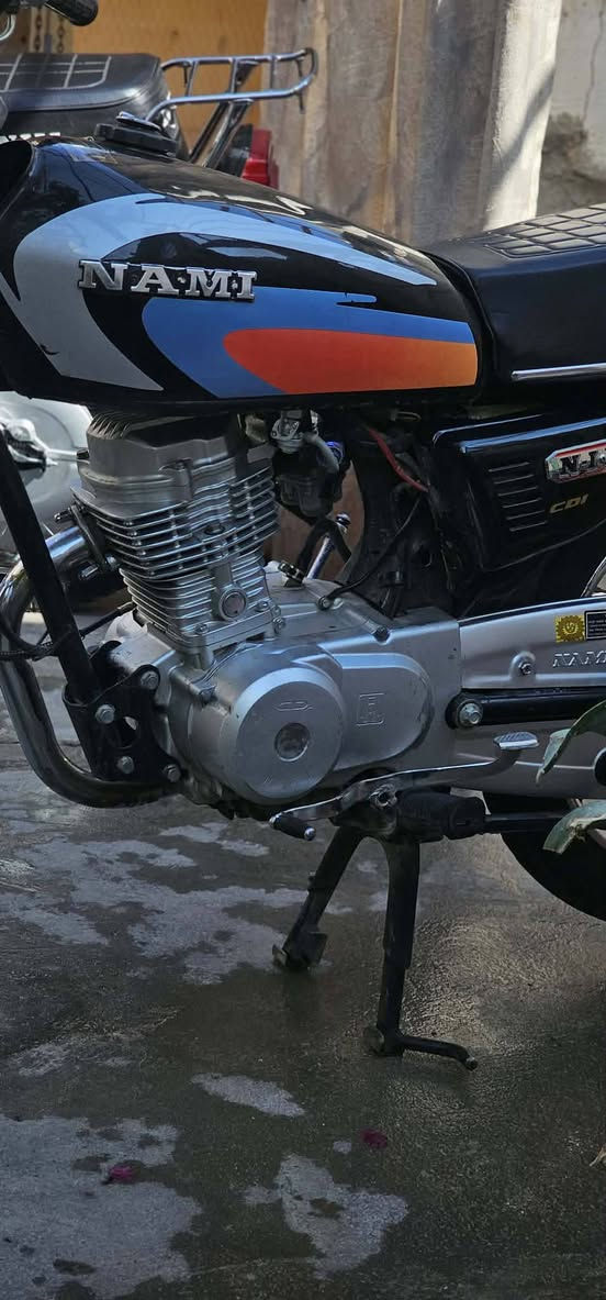 اسلام عليكم اربعه گير نامه شلامجه بلاد مو تعمير بلااد اورق اصولي اوراق اصولي شرط الترقيم موديل23 الدراجه كفاله عامله بس محركه مفتوح ولفات فقط لا غير ونقصه كهربائيات اذه شراي توكعلك فلوس الكهربائيات ملاحضه سوبايه طابقين وياها بس عافيها هيج جماليه الدراجه خير من الله وصوتها يغرد وناعم كلش وكلها بلاد الشراي بي خير ويدلل السعر 900وبيها مجال. للشراي الله شاهد سعرها مال نامه متياز بس معتاز واريد ابيع وذه اكو دايوان نفخ اوراق اصولي او اسكنر اراوس عادي رقمي/*********** /مكاني حي العامل منطقه السابعه فرع الفتلاوي ابو الثلاجات / Ali Haider
