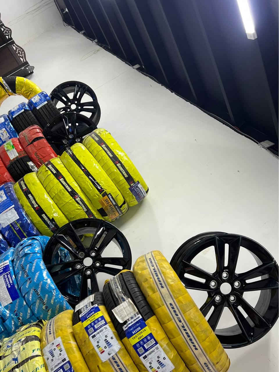 وياله حجم ١٨ سايز عريض بلادي مناسب كلش مكفول من كلشي مكان دهوك سعر ٣٠٠ الف قفل أربيل, العراق


**إذا كنت صاحب هذا الإعلان وتريد حذفه لأي سبب، رجاءا أرسل رسالة إلى الدعم الفني**