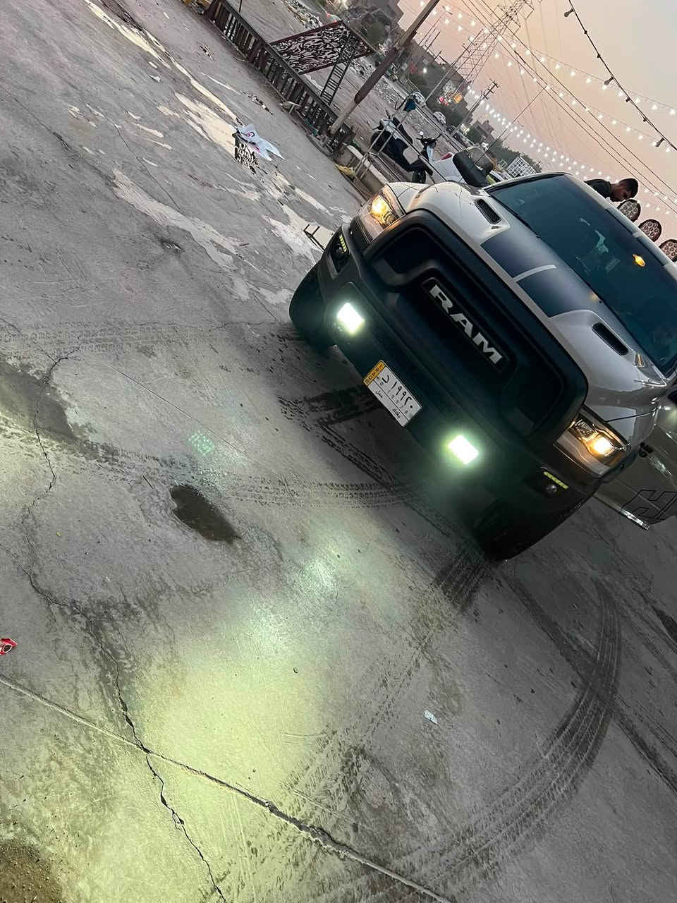 رام ورلوك 2019 
بيع او مراوس بدورنگو 
محدث ريبل كامل 
ماشيه 130 الف كم 
الوحيدة بالعراق لونها بلادي مال الشركة 
باب قصير 
مرفعه 3 انج 
شاشه كبيرة  
شاشة دشبول حديثه 
محرك 8 هيمي 5700
غطاء بدي سلايد 
كامره + حساسات 
تخم تاير جبلي نقشه وسط Rtجديد امريكي
منظومه زينون اصلي 
محرك +كير + تبريد كفاله
8 بروجكترات اصلي امزون مكلفني 1400$ الله شاهد 
محجر اسود 
ترايك للمريخ 
رقم بغداد الجديد انكليزي
بيها صبغ 4 قطع 
حادثها بدي ومبدل مال شركة من اميركا 
السعر 19000$

للإستفسار ***********
