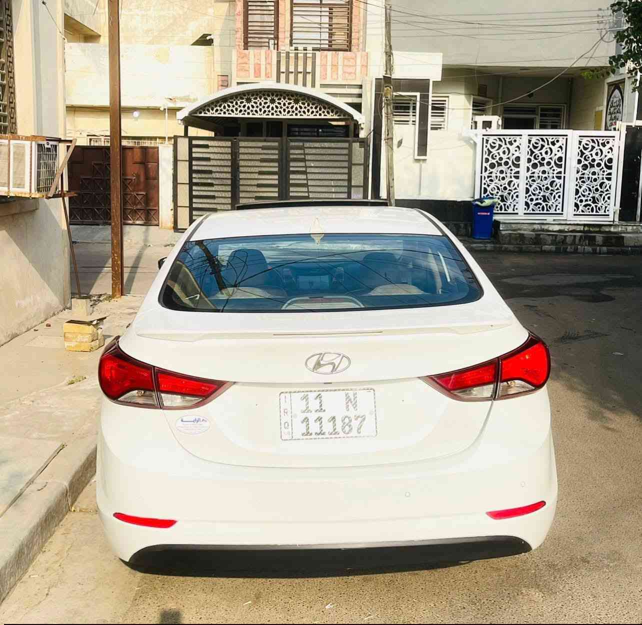 للبيع 
النترا خليجي 2015

محرك 2000 دوش

ماشيه 100 (km)

رقم وهزه وسنويه جديده بااسمي

فول مواصفات 
فتحه
تحكم جهتين
مري شفط
اشاير بل مري
لد امامي خلفي
شاشه
كامره
منضومه زنون
كشنات جلد
قطعتين تبريد 

بيها جاملغ وباب والجاملغ الخلفي رش بدون اي دواخل 

السعر 98 وبيها مجال حك جيه

جاهزه بدون اي نقص

***********
