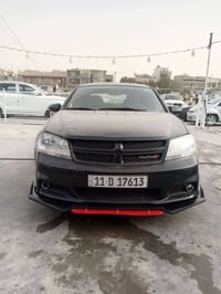 دوج افنجر موديل ٢٠١٣ كير محرك مكفولات  حادثهة جاملغ امامي عكس السايق م...