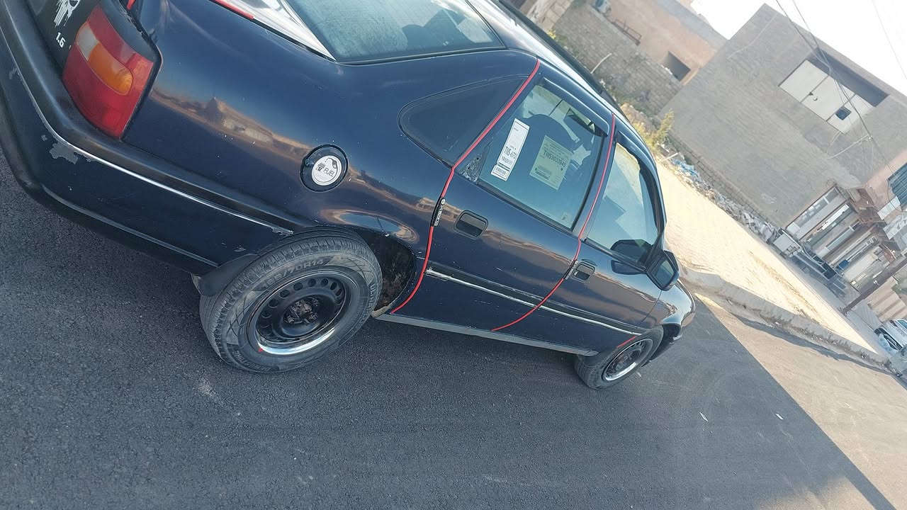 فكتره  موديل 1992
رقم كركوك  محرك 16 سياره نضيفه شوف العين مكانها تكريت راعيها الشرعي  كركوك الشورجه وبو الوكاله العامه يمي   سنويه 2027  

اني مو صاحب السياره رقم صاحب السياره ***********  غير موجود ع فيس
السعر 35 وبيها مجال
