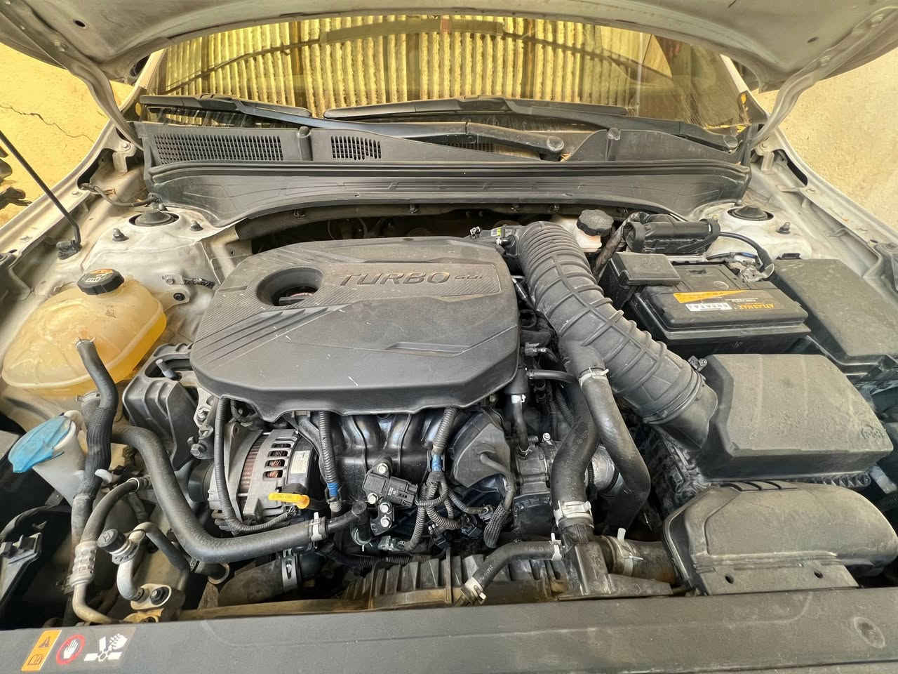 السلام عليكم كيا فورتي GT موديل 2021 مكينة 1600 تيربو GDI
كير DCT دبل كلج كير رياضي السيارة ماشية 89 الف ميل 
سيارة فول
من عدا فتحة البانو راما
 كامرة خلفية
كامره امامية رادار
رادارات جانبية 
رادار بل مري
سياقة ذاتية 
رادار الاصطدام
كشنات جلد علهة شعار ال GT 
ستيرن رياضي
سندوك فتح ذكي  
3 انضمة قيادة
تخم تايرات جديد

اتصال : ***********
واتساب : ***********
 سعر 130 ورقة وبيهة مجال بسيط
