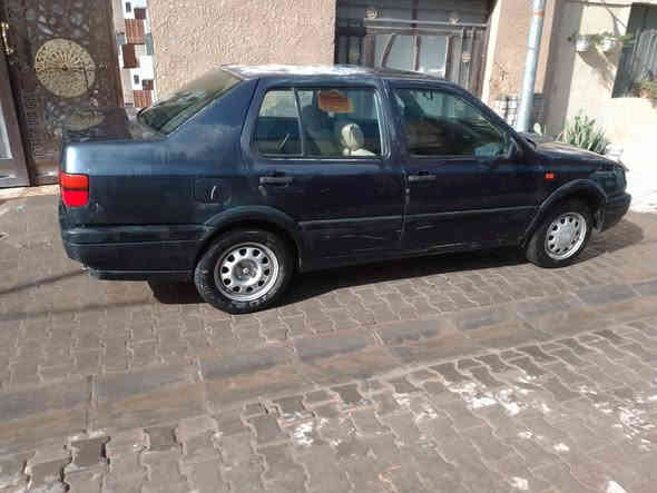 السلام عليكم من بعد اذن الادمن
كولف فنتو موديل 92 رقم انكليزي بغداد بسمنه 
كير ومكينه كامري تبريد شغال بيه صدر تعبان 
السعر 31وبيه مجال مكاني بغداد الشعله
***********
