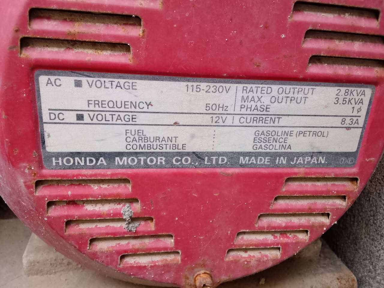 مولد للبيع شغله بس متروكه ونقص بيه بس تانكي مزروف تشتغل سويج و هندر  سعر150الف وبيه مجال


**إذا كنت صاحب هذا الإعلان وتريد حذفه لأي سبب، رجاءا أرسل رسالة إلى الدعم الفني**