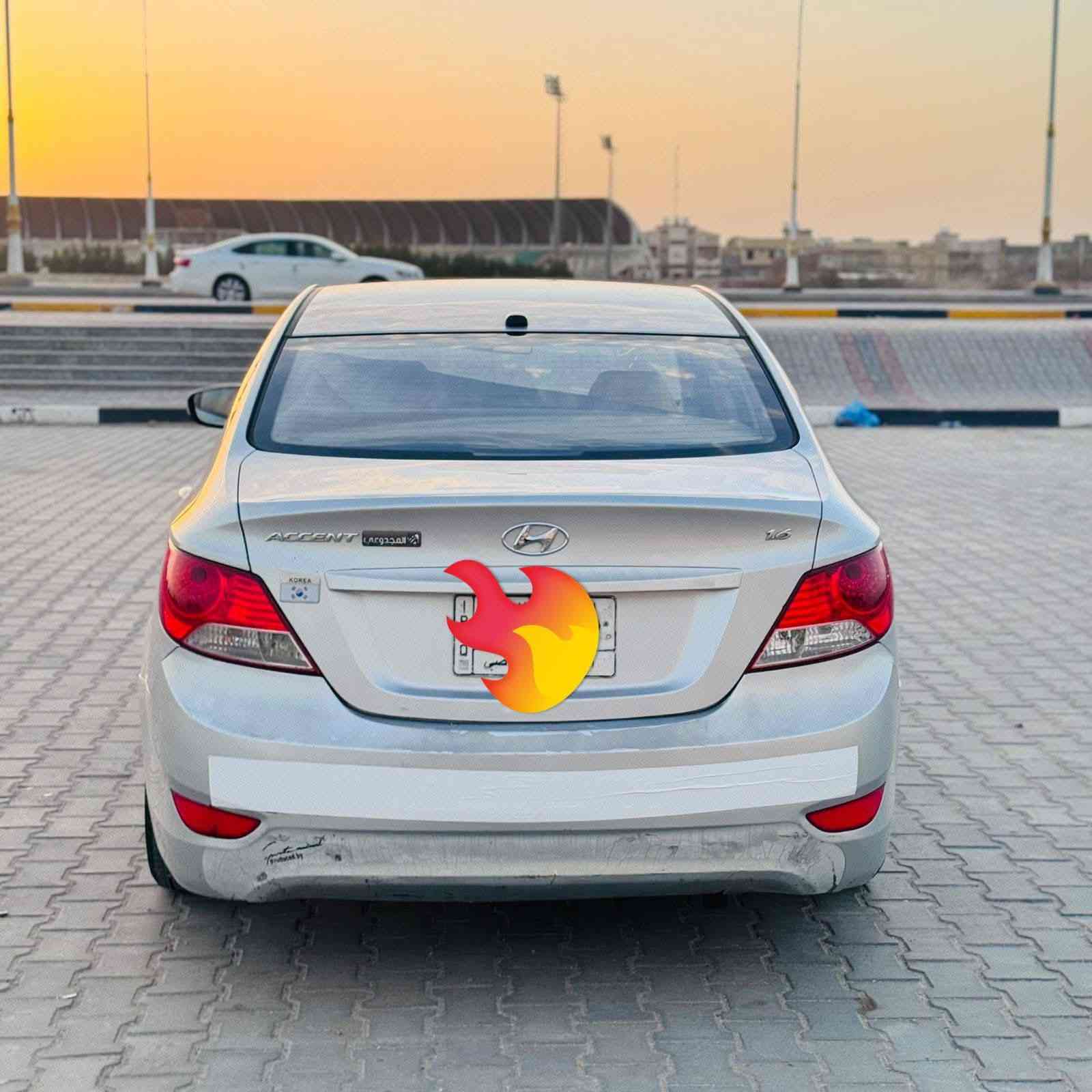 السلام عليكم
اكسنت مديل2017 خليجي
محرك 1600
كير حداديه تبريد 
تخم تاير جديد
سياره مانقصه شي جديده 
رقم مثنى مشروع وطني 
مكان لسياره لسماوه لمركز
السعر 87 وبيه مجال 
لاستفسار ***********
