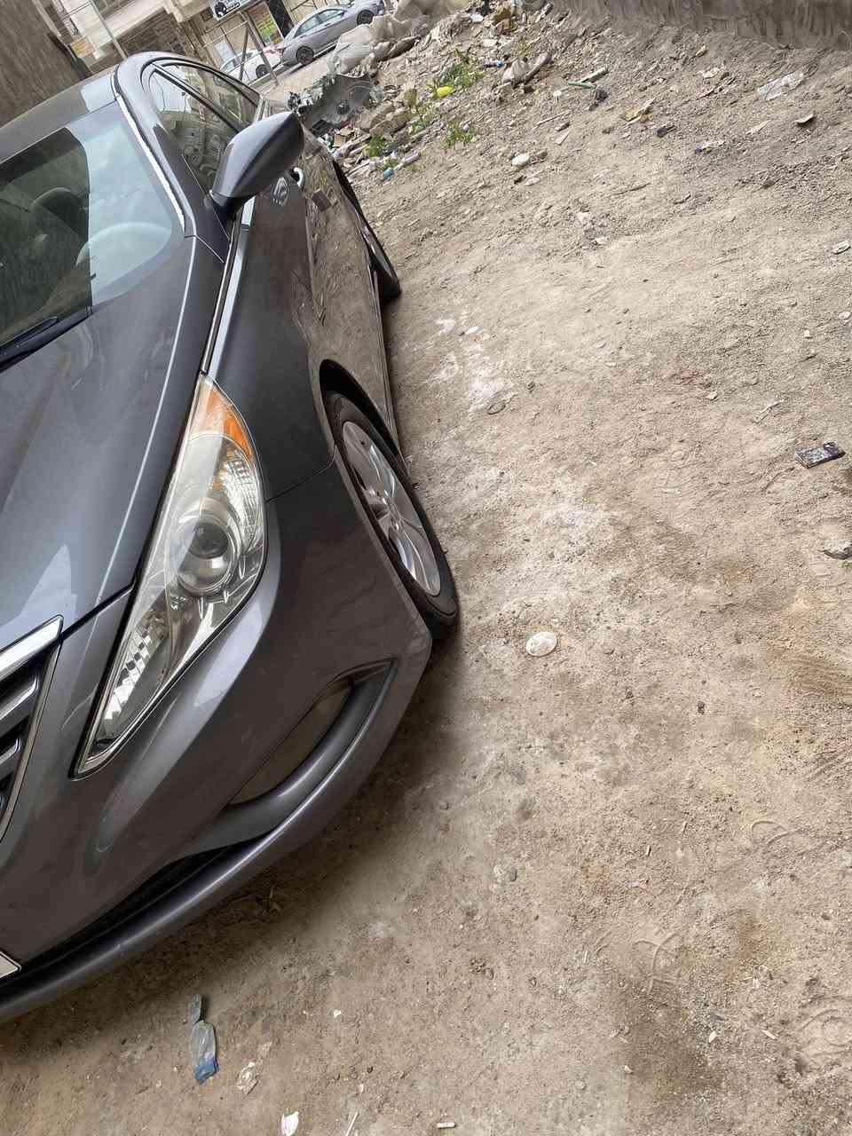 سوناتا 2012 بغداد باسمي 

كفاله حتى الدعاميات 
نص فول تدفئة كشنات كروس سرعه تحكمات ستيرن جهتين شاشه كامره خلفيه تدفئه تبريد بجم زنون
بغداد البياع
*********** 
مامتواجد خاص
