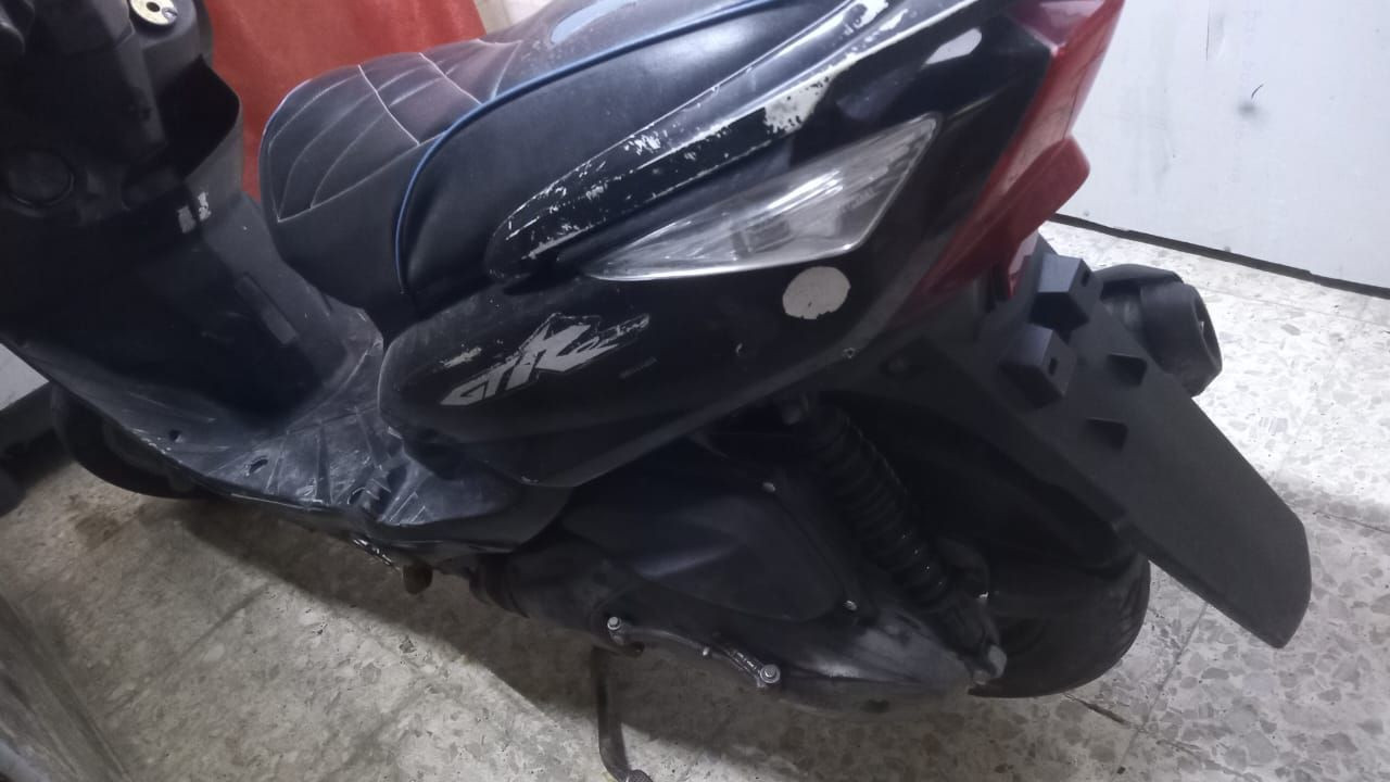 مساء الخير دراجه للبيع GTR مكفوله من سرقه قفل استيرن كهربائيات شغاله سلف شغال مكينه ناعمه 
مكاني بلديات الانتصال عل هاذه رقم ***********
