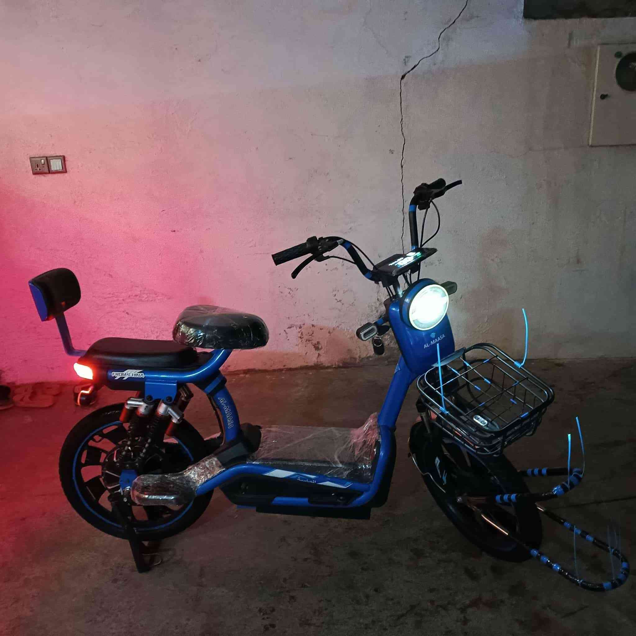 پاسکیلی شەحنی لۆک بۆ فرۆشتن
شوێن هەولێر ـــ بنەسڵاوە بۆ نرخ نامە بنێرن


**إذا كنت صاحب هذا الإعلان وتريد حذفه لأي سبب، رجاءا أرسل رسالة إلى الدعم الفني**
