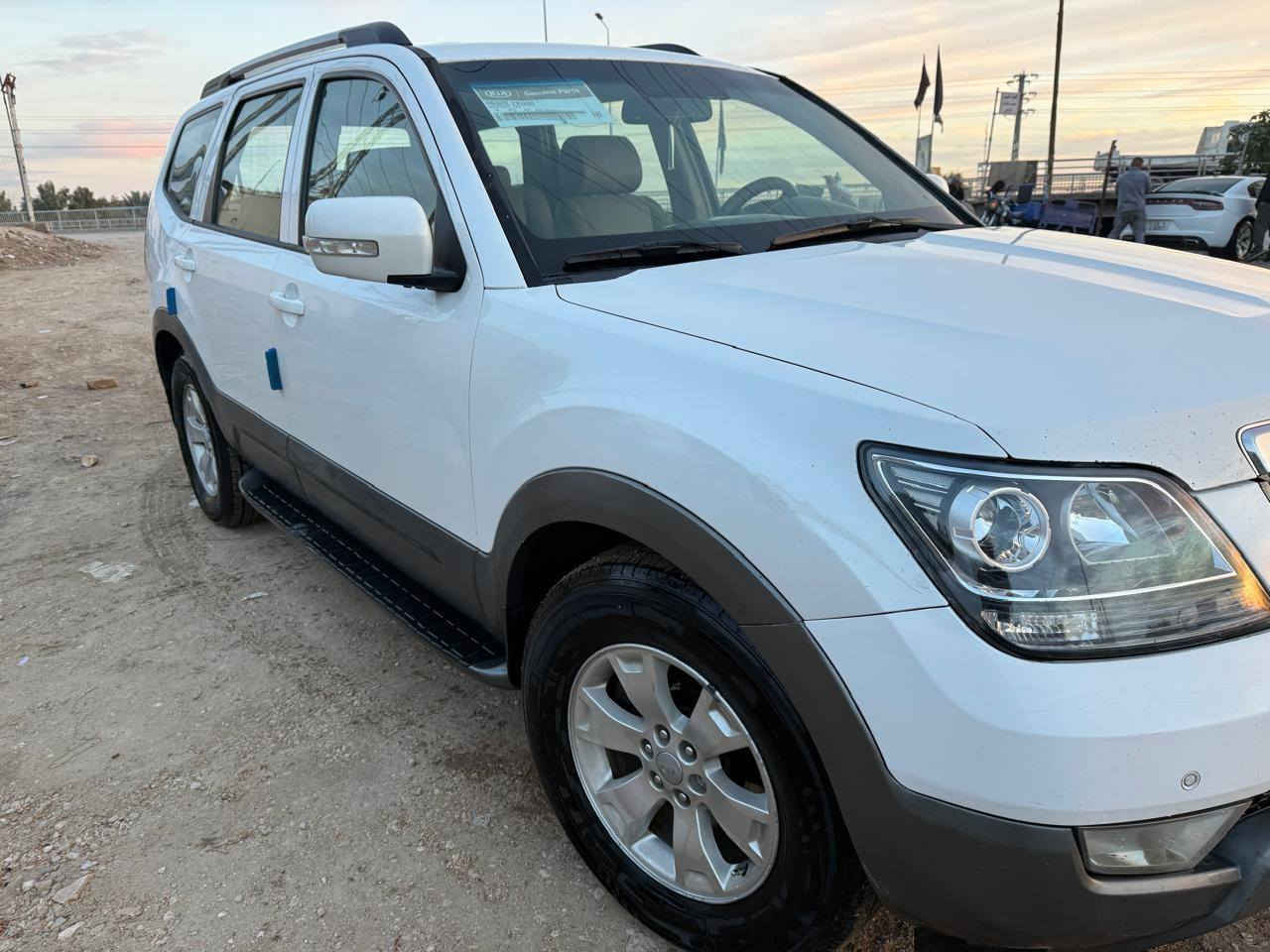 موهافي موديل ٢٠١٦ خليجي رقم قادسية تحويل مباشر مكفولة من الضربة والتبديل ماشية ١١٧ الف بيهة فقط صبغ قطعة وحدة باب سايق محرك ٦ سلندر وكير وحدادية مكفولات تبريد ٣ قطع ٧ راكب كشنات جلد سعر ١٦٣ ومجال *********** /*********** المكان الديوانية
