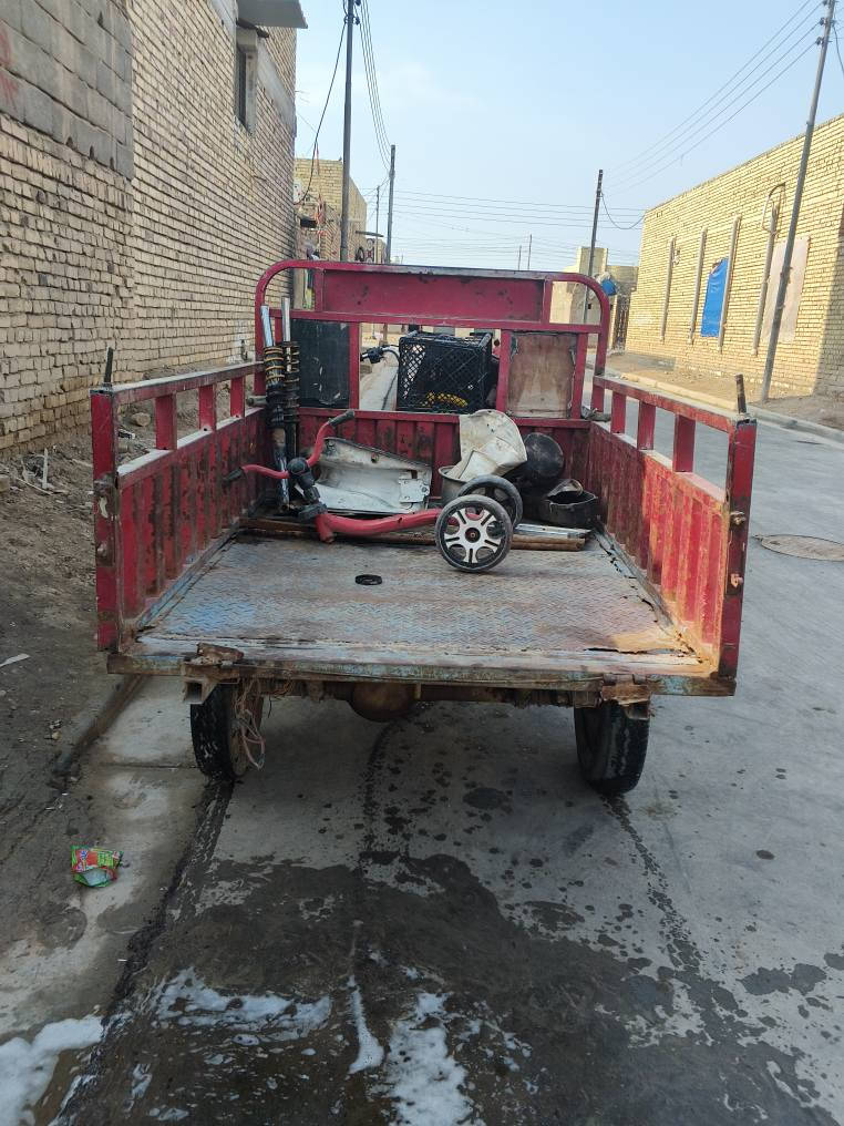 ستوته البيع محرك ما صار له ٣ايام وشاصي مكفول 
 اصوليه كامله وبديه نعمه من الله وفيها باب بس ما شاده وعوزه بس صبغ الرقم الستسفار أكثر *********** مكان عماره 
سعره مليون وميه وفيها مجال وفيها تخم تواير وصدر جديد عمارة, ميسان
