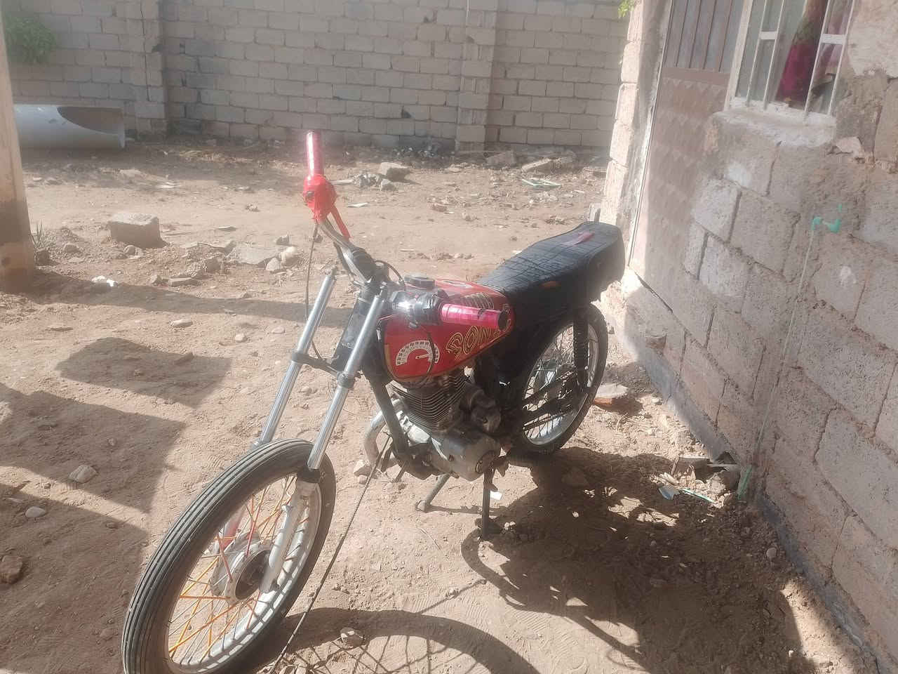 سلام عليكم دراجه للبيع فافونه سكان طاكه المكان الهارونيه العباره ‏‪0775 746 5926‬‏السعر خاص
