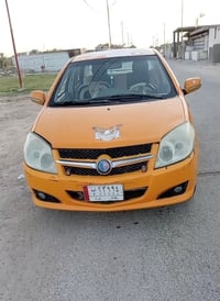 سياره جيلي ام كي للبيع سياره نضيفه  25 بيهة مجال تحويل ثاني يوم 077065...