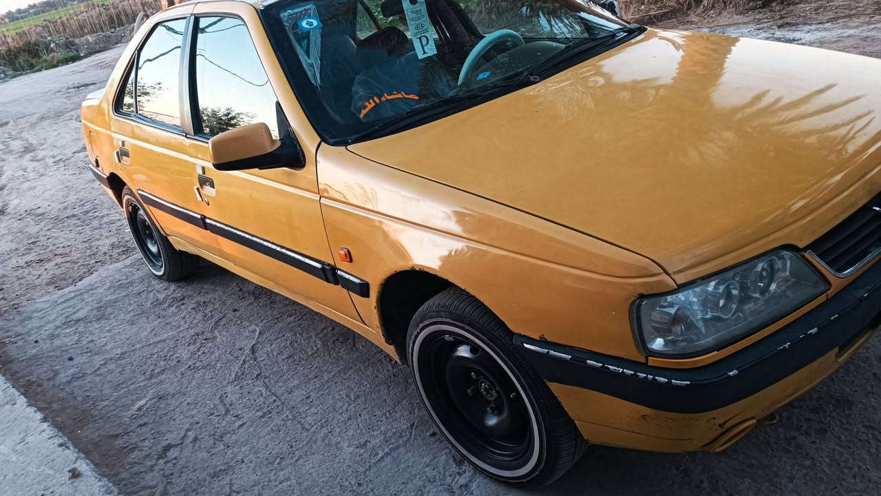 سلام عليكم
بيجو 405مديل 13لسياره حلوه وجاهزه مكفوله من ضربه 
بيه بس تعمير هلالات مال خياسات 
لسياره كير محرك مكفولات 
رقم بغداد
مكان لسياره نجف 
مصفره هيه وغرامات شرط مداور 
بطاين جدد غرفه حلوه
لسعر32وبيها مجال بسيط 
لستفسار***********
