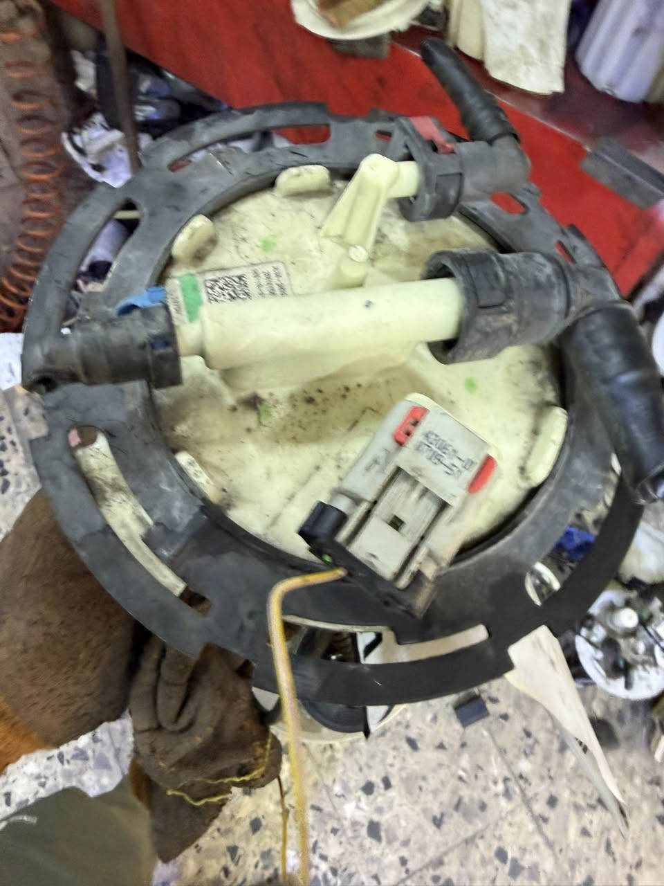 سلام وعليكم حبايب لحك عرض ولمده 10 ايام قاعده فيت بم اصليه تفصيخ حاويه مال فورد F150  من موديل 2015/ 2020 شرط النضافه ولفحص عليها عرض ويه توصيل 50 الف لباب بيتك وتدللون *********** حجز واتساب ❤️ ومتوفر جمله لاصحاب المحلات ولورش
