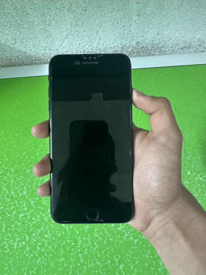 سلام عليكم ايفون 7 جهاز بلادي مامفوتح ولمبدل بي شي بطاريته 66 ذاكره128 جهاز حلو اريد اروسه شعندك نزل حته لو انطي فرق قليل


**إذا كنت صاحب هذا الإعلان وتريد حذفه لأي سبب، رجاءا أرسل رسالة إلى الدعم الفني**