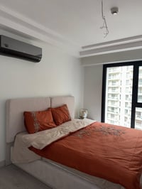 رامي تاور • شقة مؤثثة • ١٠٠م