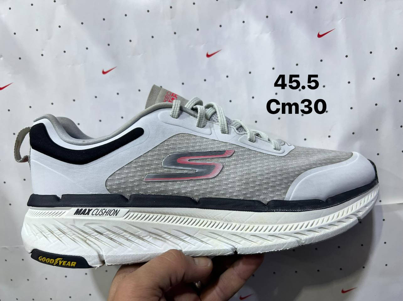 ماركات باله 

سوبر كريم 

القياسات داخل الصور 

الاسعار مختلفه 

العنوان ؛ باب الشرجي سوك هرج مقابل مطعم الحاج محل ابو رحيم 

***********

توصيل 5
