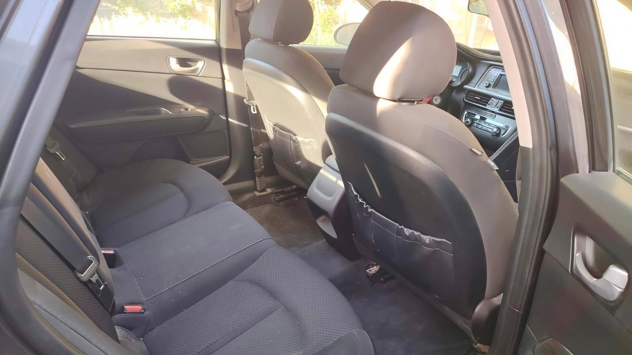 السلام عليكم
من رخصة ادمن الكروب
كيا اوبتيما ٢٠١٧ وارد امريكي
ماشية ٥٨ الف ميل قابل للزيادة
سيارة نظيفة وضررها فقط جاملق جهة السايق الخلفي
وبيها تعديل بارد موضح بالصور
مواصفات اعتيادية
رقم اربيل باسمي
تريد وكالة او تحويل حاضر
مكانها البلديات قرب مرور البلديات
ممتواجد عالفيس الشراي يتصل واني بالخدمة
رقمي ***********
السعر ١٣٧$
