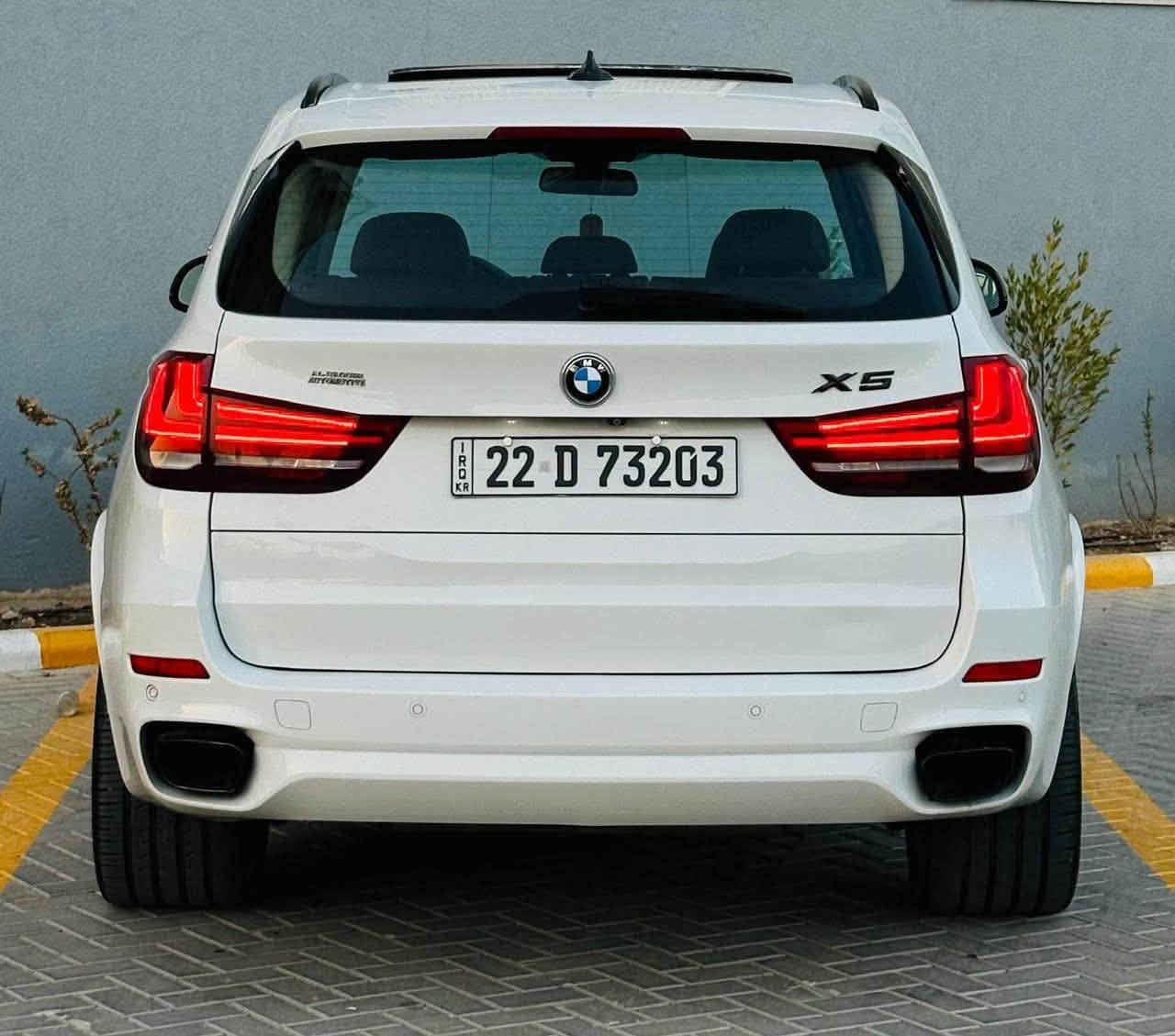 السلام عليكم
‏BMW X5

موديل 2014 فووول مواصفات 

وارد خليجي وكالة العروش 

مكينه N55  35 Twin turbo 

ماشيه 145 الف                                                

بصمه دخول + تشغيل

ثلاث انظمة قيادة

قمارة بنوراما 

ابواب شفط 

صندوق كهرباء 

بردات بل بوب

دشبول ليزري متغير

شاشه كبيره m

كت كامل مال M سياره 

 دركه m

دعاميات m

ويل كب 20 m. 2 سايز

شباك m

كامرات 360

 مع حساسات خلفية امامية

 لايتات LED ولايت زينون بلادي داينمك

داخل جلد قرميدي 

كشنات كهرباء متعدد الحركات 

كشنات خزن ميموري

انارة ترحيب مع شريط led حول المقصورة الداخلية 

شاشة كبيرة مع تحكم ماوس 

اخوان السياره بيه مواصفات هواي بعد

سياره بيه قطعتين صبغ 

بدون دواخل بدون ايرباك 

رقم اربيل سنويه وهزه ورقم جديد

تريد تحويل تريد وكاله حاضر

مكان السياره المنصور 

للستفسار ***********
