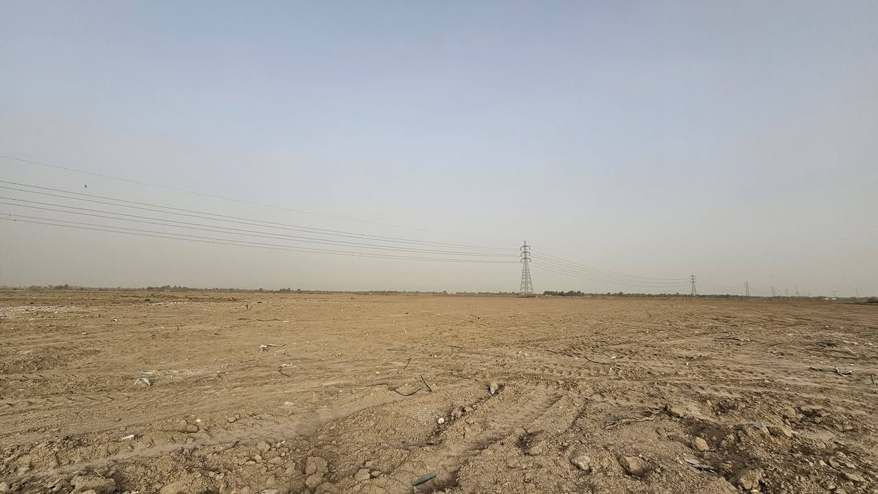 موقع مثالي في كربلاء💯
✅️130 دونم للبيع واجهة 1000م 
طابو سند 25 سند مستقل منفرد 
بإسم شخصين تحويل بالطابو 

✅️الموقع كربلاء - شارع نجف 
كربلاء قرب مدينة الزائرين 
تبعد من مركز مدينة كربلاء 20 كم 

💰سعر الدونم 85 مليون 
والأرض تباع بالكامل لا مفرد  

📞إتصل الآن: ***********
