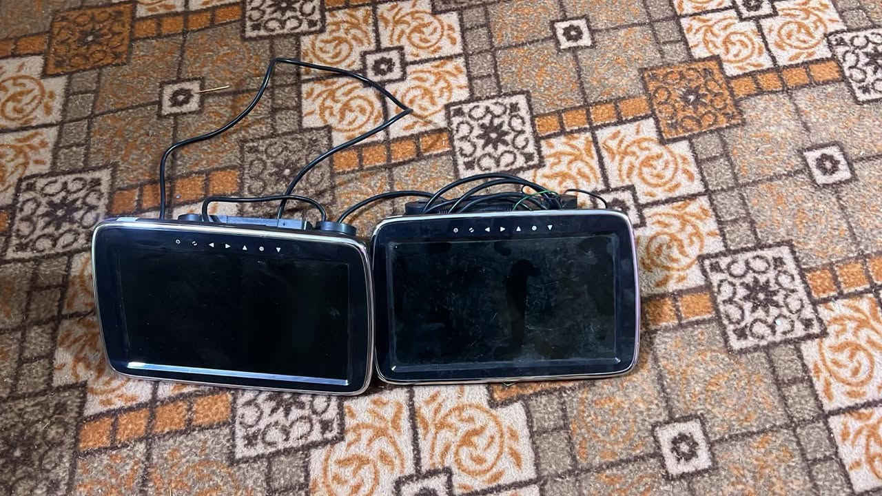 السلام عليكم شاشات للبيع شغالات سعر مناسب مكن شطره لتوصل‏‪‏‪***********
